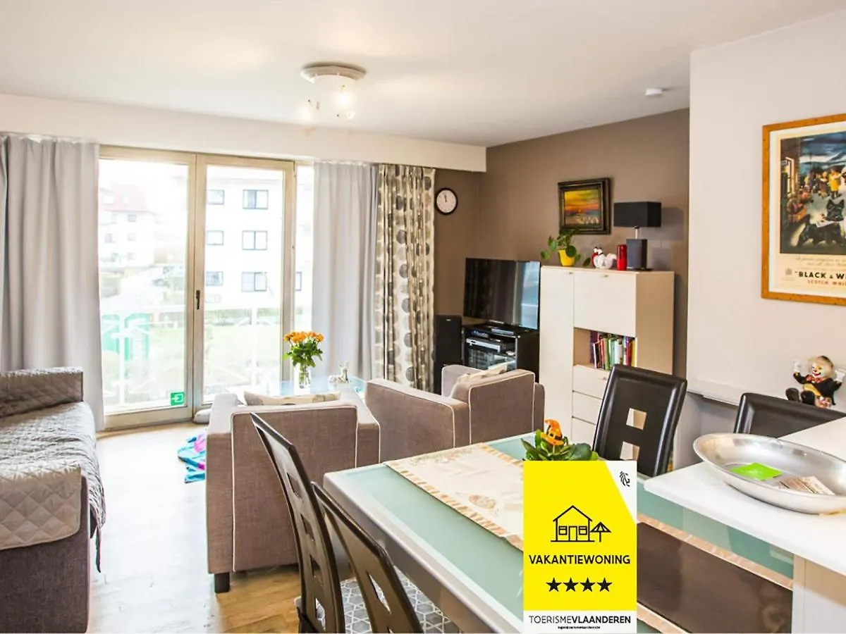 Nice Apartment With Shared Pool Middelkerke